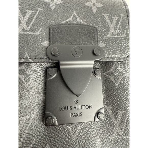 Louis Vuitton Rock Vertical Black Canvas & Leather Wearable Wallet - Picture 6 of 16